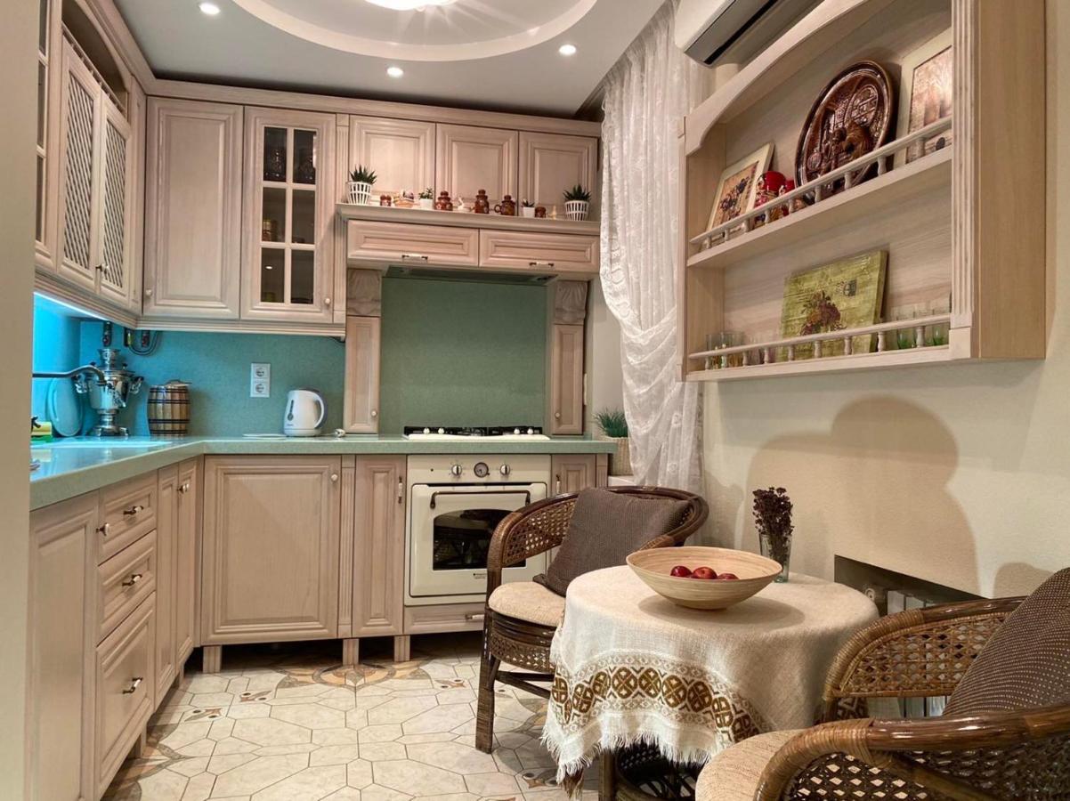 Уютное Гнездышко В Центре Полтавы Poltava Extérieur photo